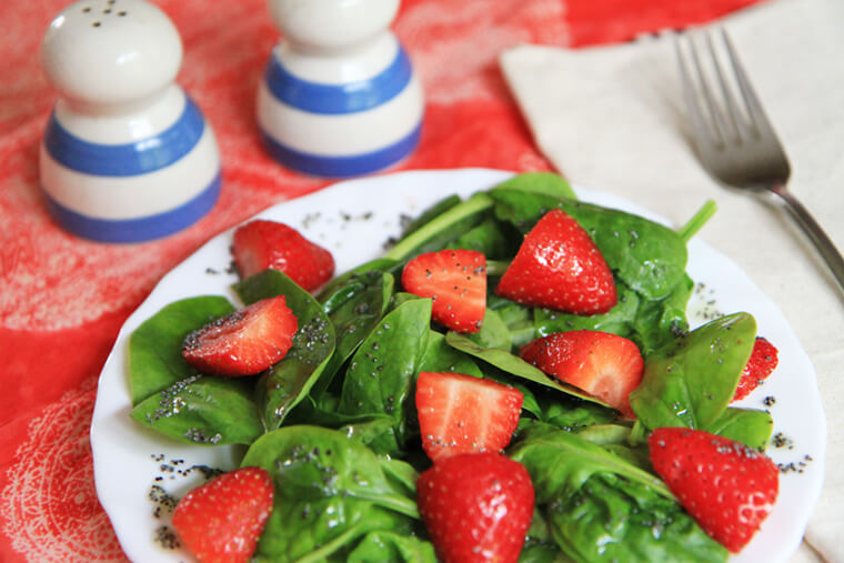 strawberry-spinach-salad-orange-poppy-seed-dressing